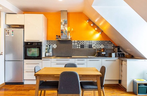 Saint-Vincent-de-Paul Apartment | GuestReady - Parisian bliss in the 10th district