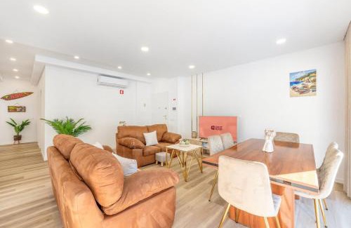 Charneca de Caparica e Sobreda House | GuestReady - Striking Hideaway in Almada