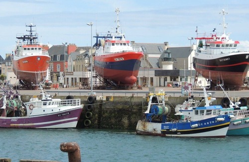 Guilvinec Apartment | Guilvinec center two-room apartment - sleeps 6 - Reservations possible per night