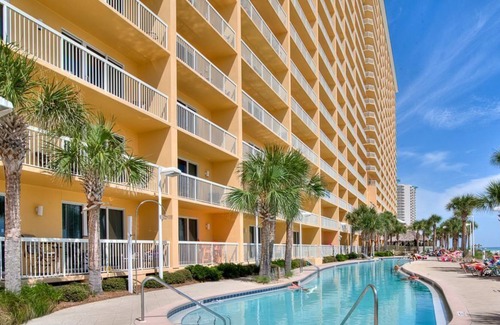 Bahama Beach Condo | Gulf-Front Corner Unit! Incredible Views - Walk to Pier Park - Free Golf Daily