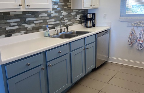 Fort Walton Beach Condo | Gulf-front Custom Designed 2 Bdrm, Complimentary Beach Chair Setup for you !