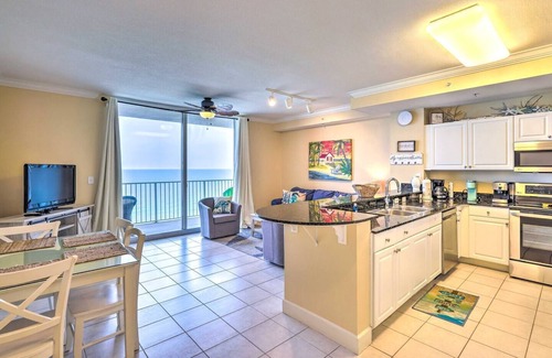 El Centro Beach Condo | Gulf-Front Retreat|Stunning Views|Walk 2 Pier Park
