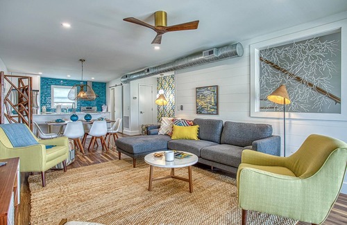 Inlet Beach House | Gulf Views! Only 30 Seconds to the beach Modern Amenities Meets Vintage Charm
