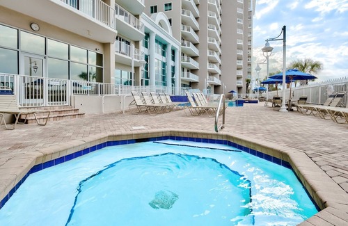 Fort Walton Beach - Destin Condo | Gulf Views | Updated | Heated Pools and Hot Tubs | Beach Gear | Pickleball