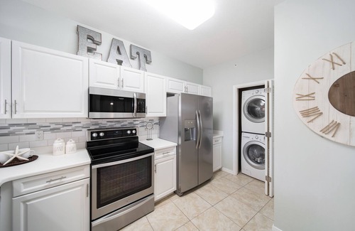 Fort Walton Beach - Destin Condo | Gulfside 210 ~ Gulf & Pool Views ~ Destin West!