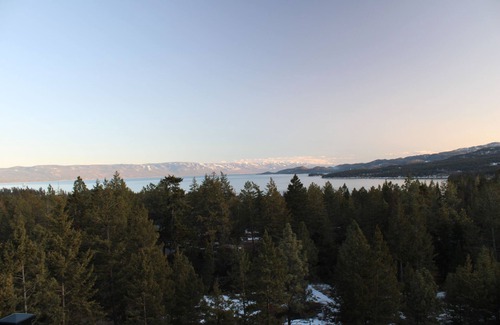 Somers House | Gundy's Getaway Lower Views of Flathead Lake & Montana Mission.Mountains