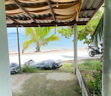 Ranong House | Gunny banalo