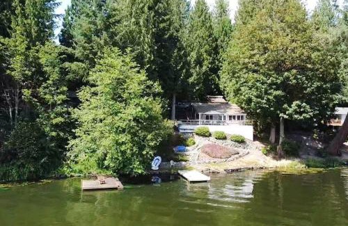 McKenna House | Guppies Lakehouse-Prvt. Lake Acc, Close to Rainier