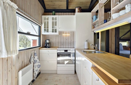 Spodsbjerg House | "Guthki" - 275m from the sea by Interhome