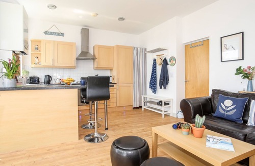 Rhyd-y-clafdy Cottage | GWEL Y MOR, family friendly, country holiday cottage in Pwllheli