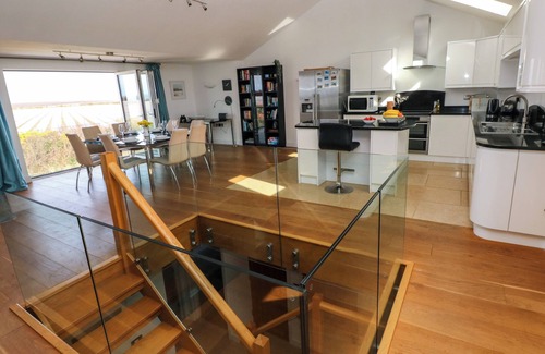 Marloes Cottage | GWELFOR, MARLOES, pet friendly, with open fire in Marloes