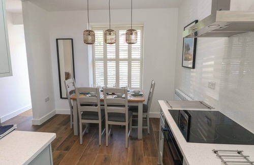 Llanrhidian Higher Cottage | Gwynfryn