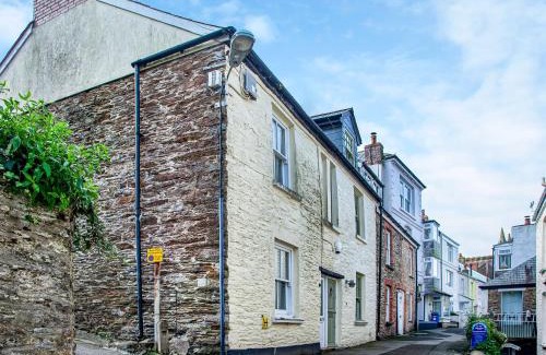 Polruan House | Gypsett