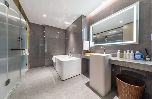 Huadu Hotel | GZ Baiyun Airport MeHood Liz Hotel T1