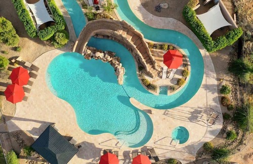 Pinnacle Peak House | HÓZHÓ Horizon Estate