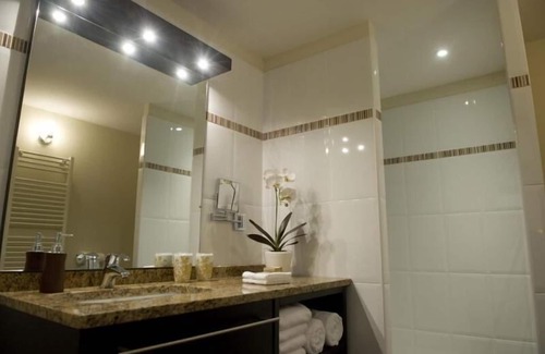 Sully-sur-Loire Hotel | Hôtel Burgevin