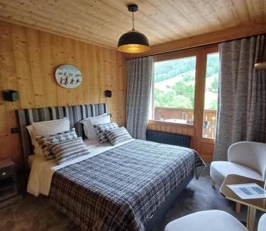 Le Grand-Bornand Hotel | Hôtel-Chalet Les Ecureuils Restaurant, Spa, Sauna, Garage