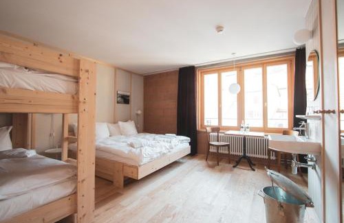 Les Ponts-de-Martel Hotel | Hôtel de la Maison de la Tourbière