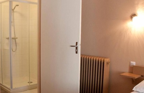 Angouleme Hotel | Hôtel des Pyrénées