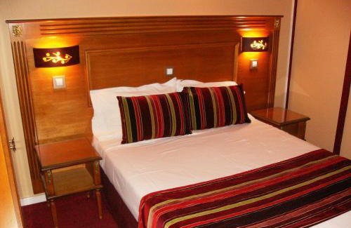 Mantes-la-Jolie Hotel | Hôtel du Val de Seine