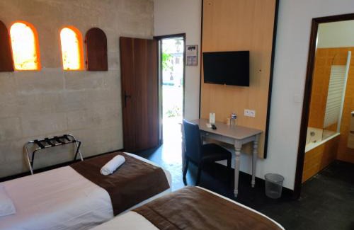 Ornaisons Hotel | Hôtel et Appart'Hôtel Le Relais Du Val D'Orbieu