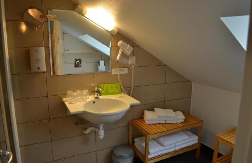 Intra Muros Hotel | Hôtel La Porte Saint Pierre-Logis Hôtel Intra Muros