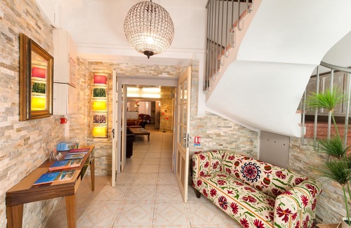 Sainte-Maxime City Centre Hotel | Hôtel Le Chardon Bleu