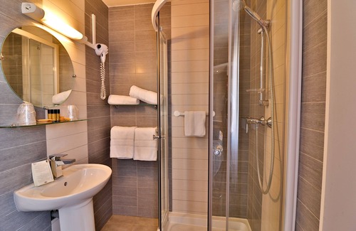 Sainte-Maxime City Centre Hotel | Hôtel Le Chardon Bleu