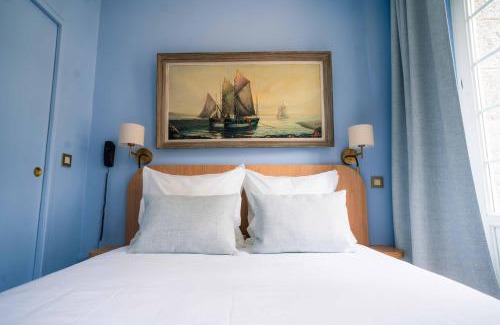 Intra Muros Hotel | Hôtel Le Croiseur Ginette - Entièrement rénové