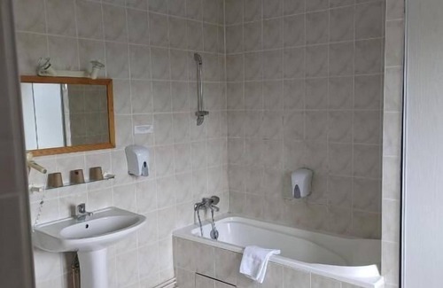 Meymac Hotel | Hôtel Le Millésime