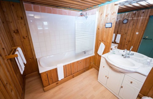 Seyne Hotel | Hôtel Le Vieux Tilleul