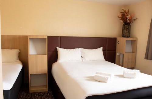 Bayonne Hotel | Hôtel Les Genêts Bayonne