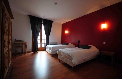 Sainte-Foy-la-Grande Hotel | Hôtel Restaurant Le Victor Hugo