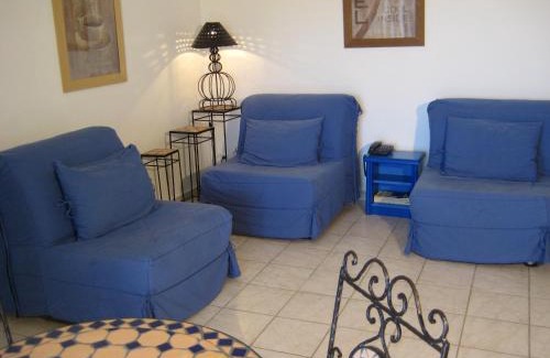 Aleria Hotel | Hôtel Restaurant Atrachjata