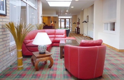 Poix-de-Picardie Hotel | Hôtel & Restaurant Le Cardinal