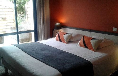 Pouldreuzic Hotel | Hôtel Restaurant Le Capricorne