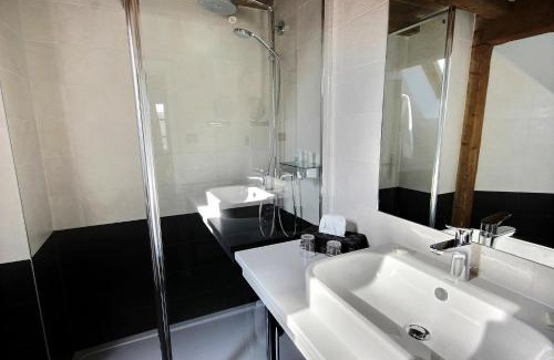 La Wantzenau Hotel | Hôtel Restaurant Relais De La Poste - Strasbourg Nord