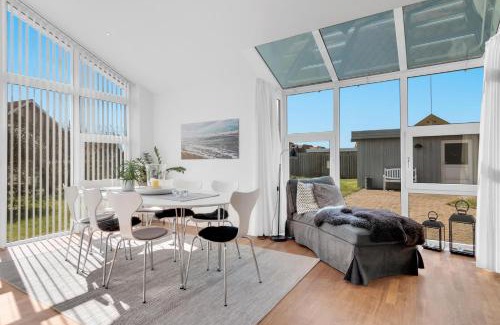 Lokken House | Hølken 14, Comfortable Vacation Home In The Town Of Løkken