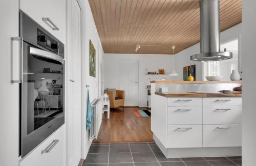 Lokken House | Hølken 14, Comfortable Vacation Home In The Town Of Løkken
