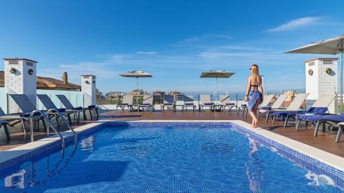 Salou City Centre Hotel | H10 Delfín - Adults Only