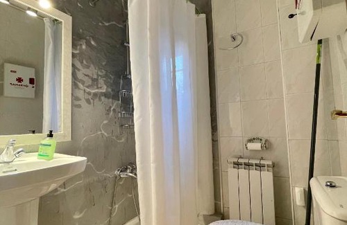 Aranjuez Bed & Breakfast | Habitación con desayuno - Room with breakfast