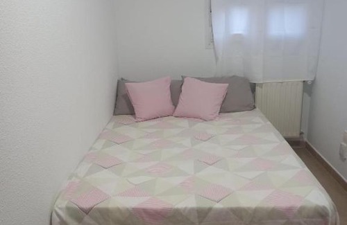 Mostoles Other | Habitación en apartamento compartido