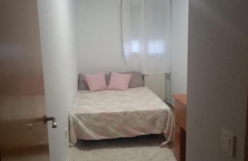 Mostoles Other | Habitación en apartamento compartido