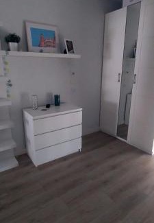 La Roqueta House | Habitación en el centro con balcón