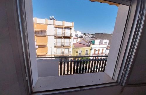 Cantillana House | Habitación G mercadona con vistas a la calle