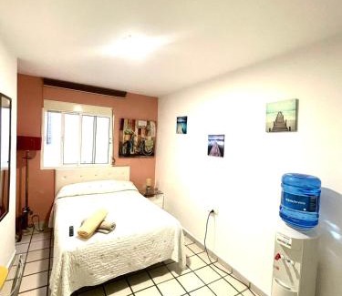 Camino de Ronda House | Habitacion muy céntrica.