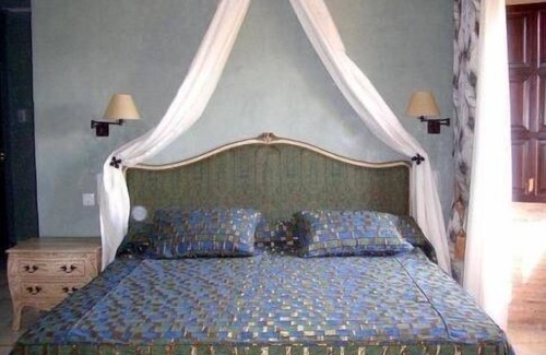 Carmona Hotel | Hacienda Los Jinetes