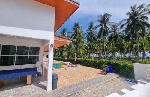 Thepha Villa | Hadkaew Thepha Pool Villa by Jehsana