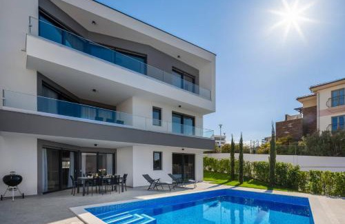 Zidarici Apartment | HADRIE LUXURY RESORT AND VILAS Rova