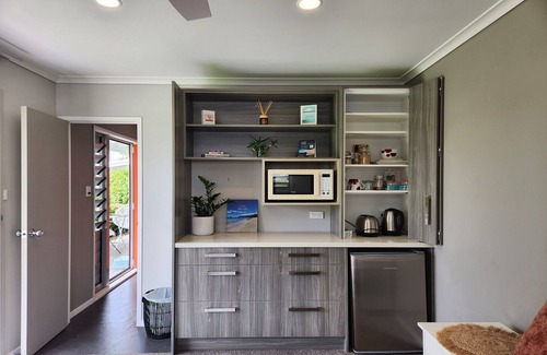 Hahei House | Hahei Beach Getaway Tahi, Hahei Beach Getaway Tahi
